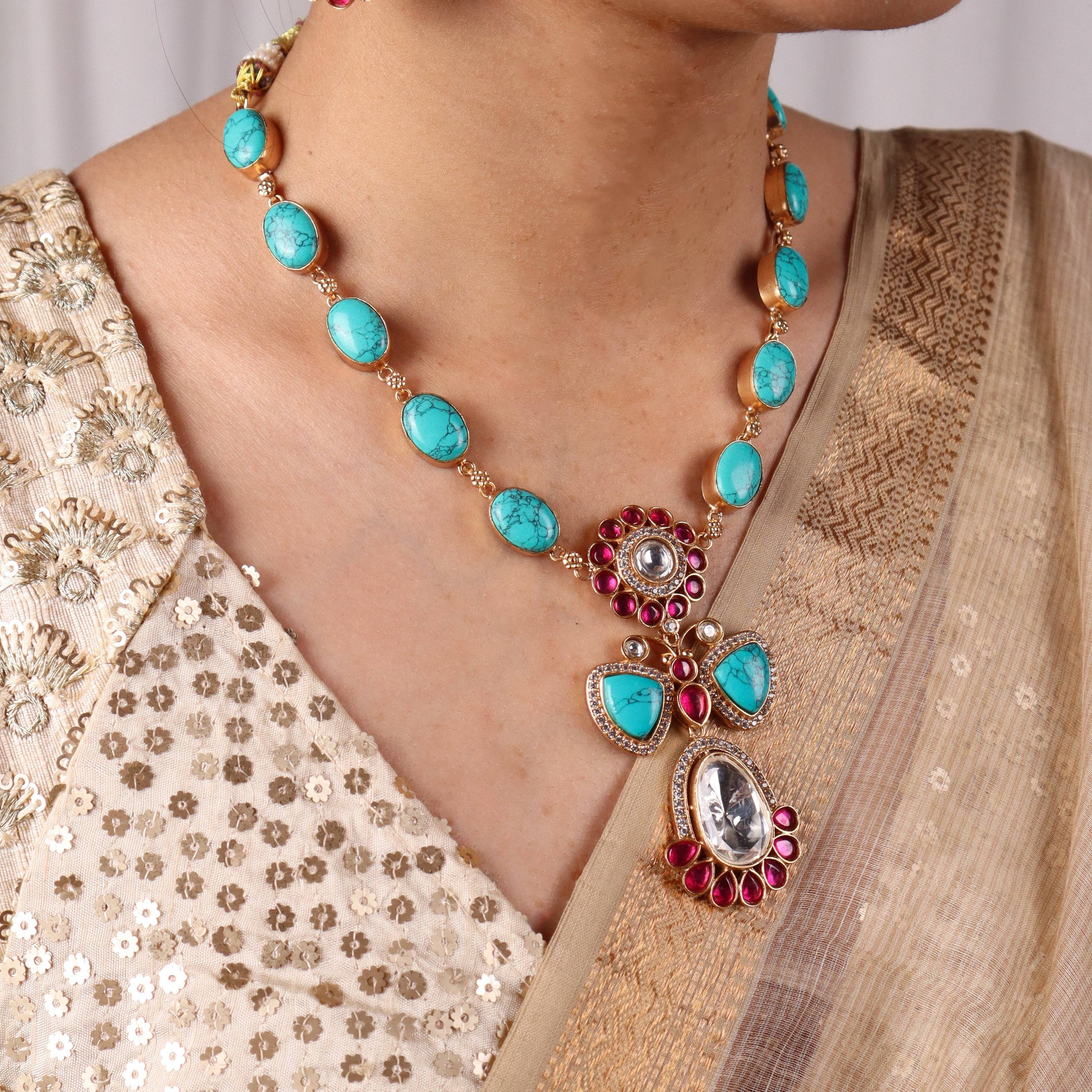 Model wearing 22K gold-plated fashion Set for a sophisticated and elegant jewelry look