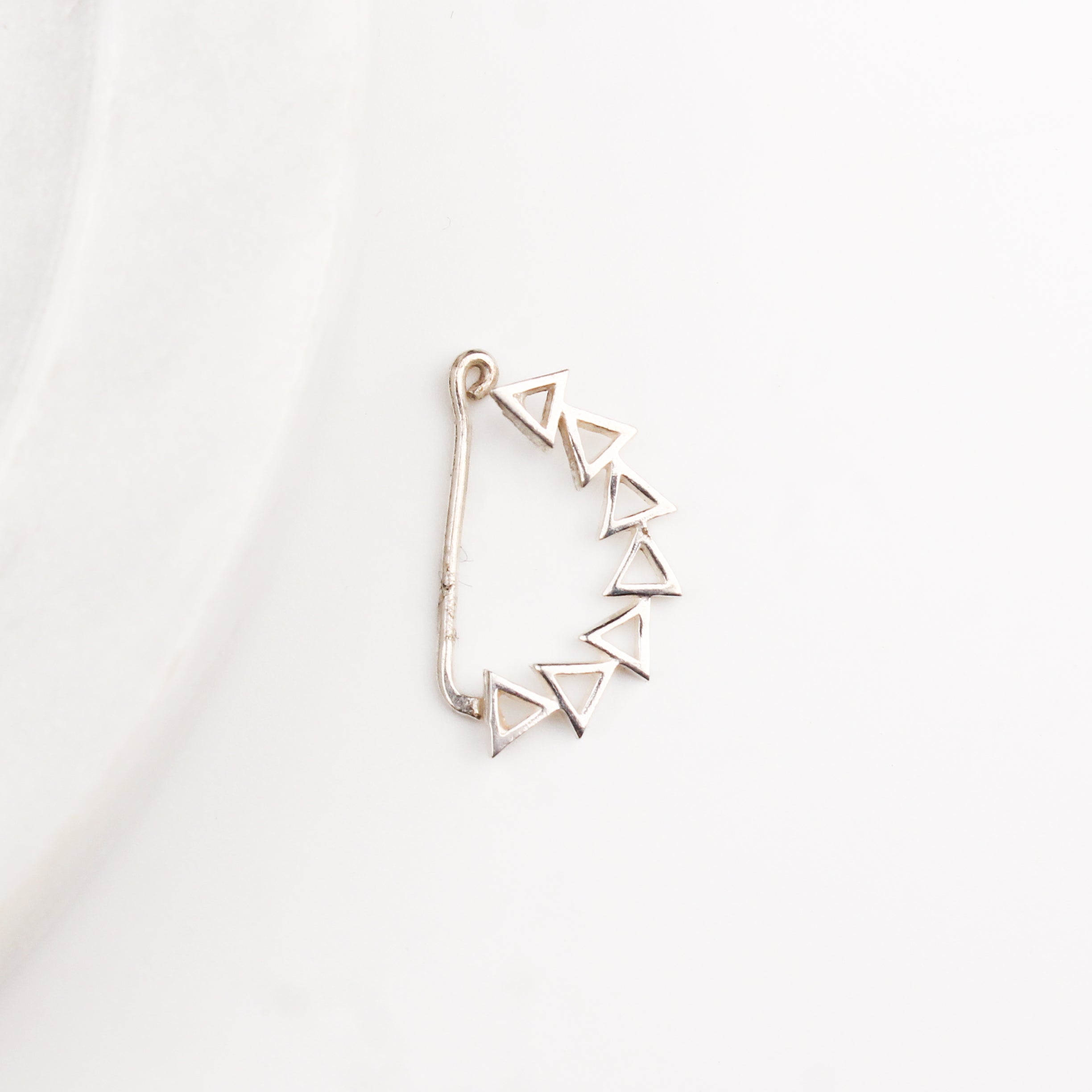 Triangle Line Nath (Left, Clip on)