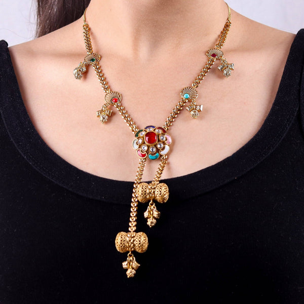 Model wearing 22K gold-plated fashion Set for a sophisticated and elegant jewelry look