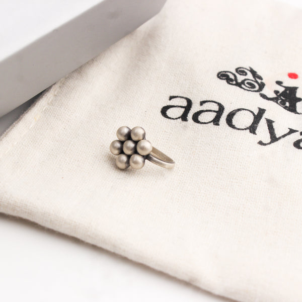 Itihaas Kudi Nose pin (Clip on) | 92.5 Silver