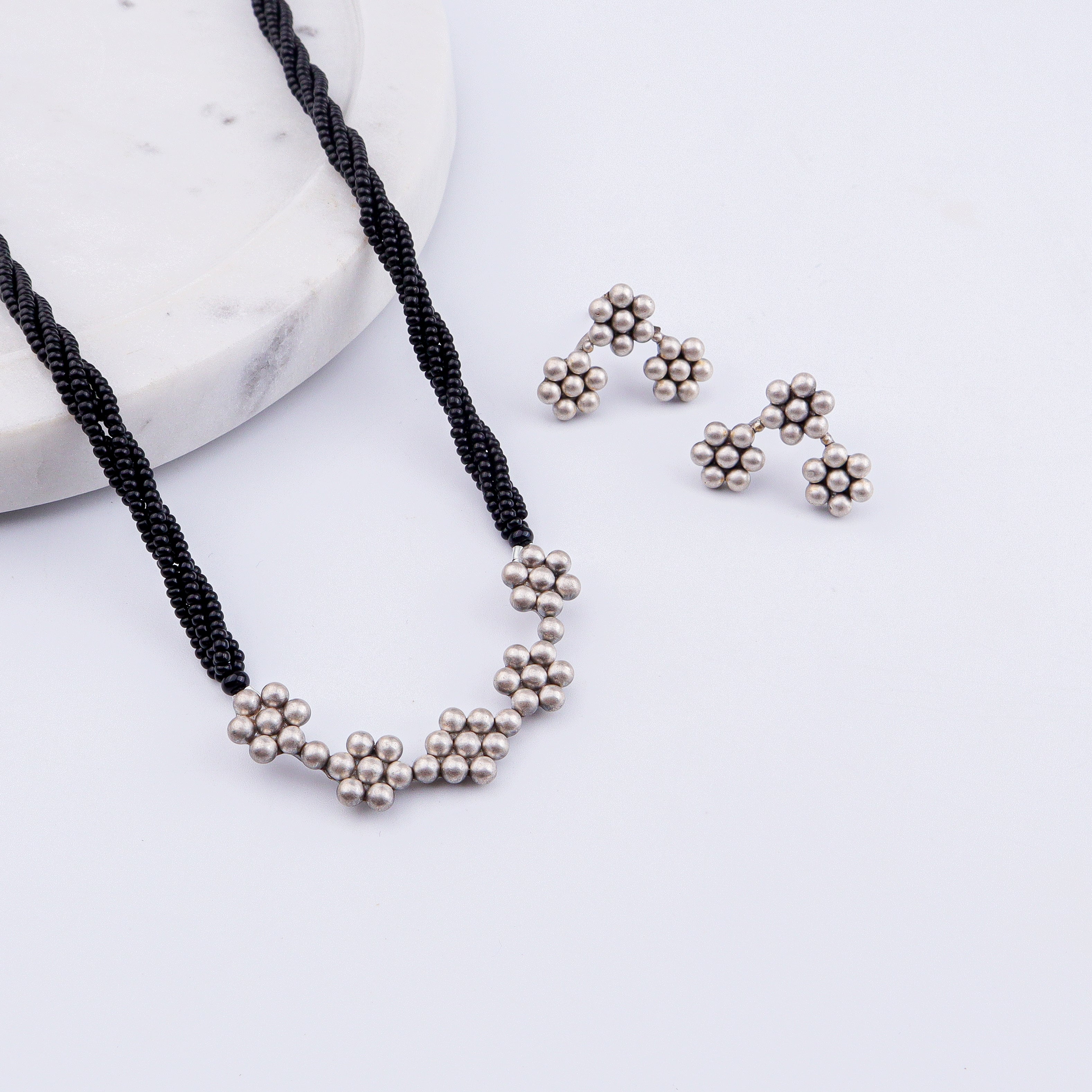 Kudi Basket Long Mangalsutra Set