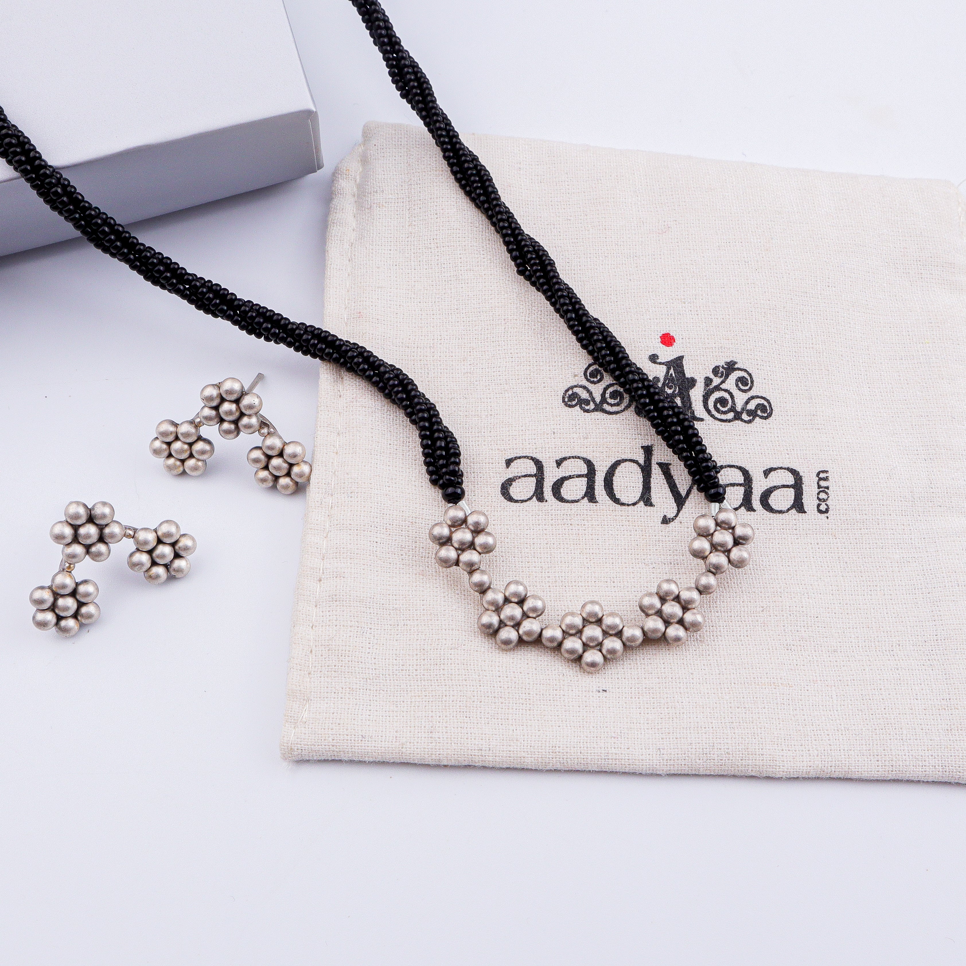 Kudi Basket Long Mangalsutra Set