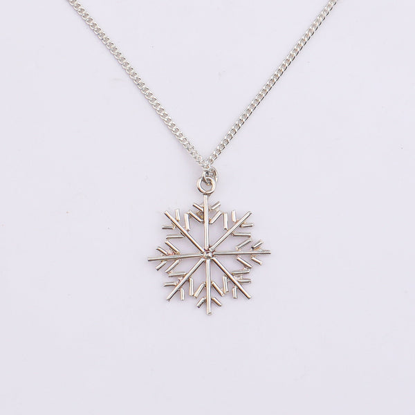 Silver snowflake necklace