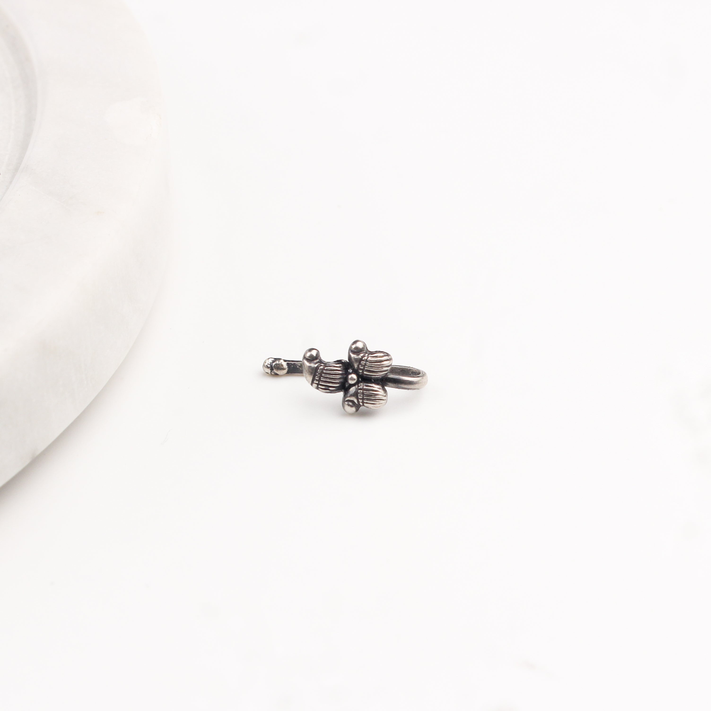 Itihaas Koyari Nose pin (Clip on)