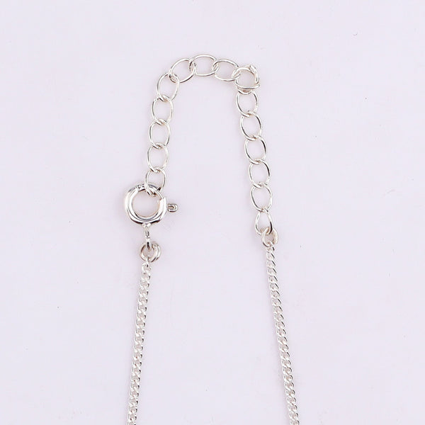 Silver chain necklace with adjustable clasp and flower pendant