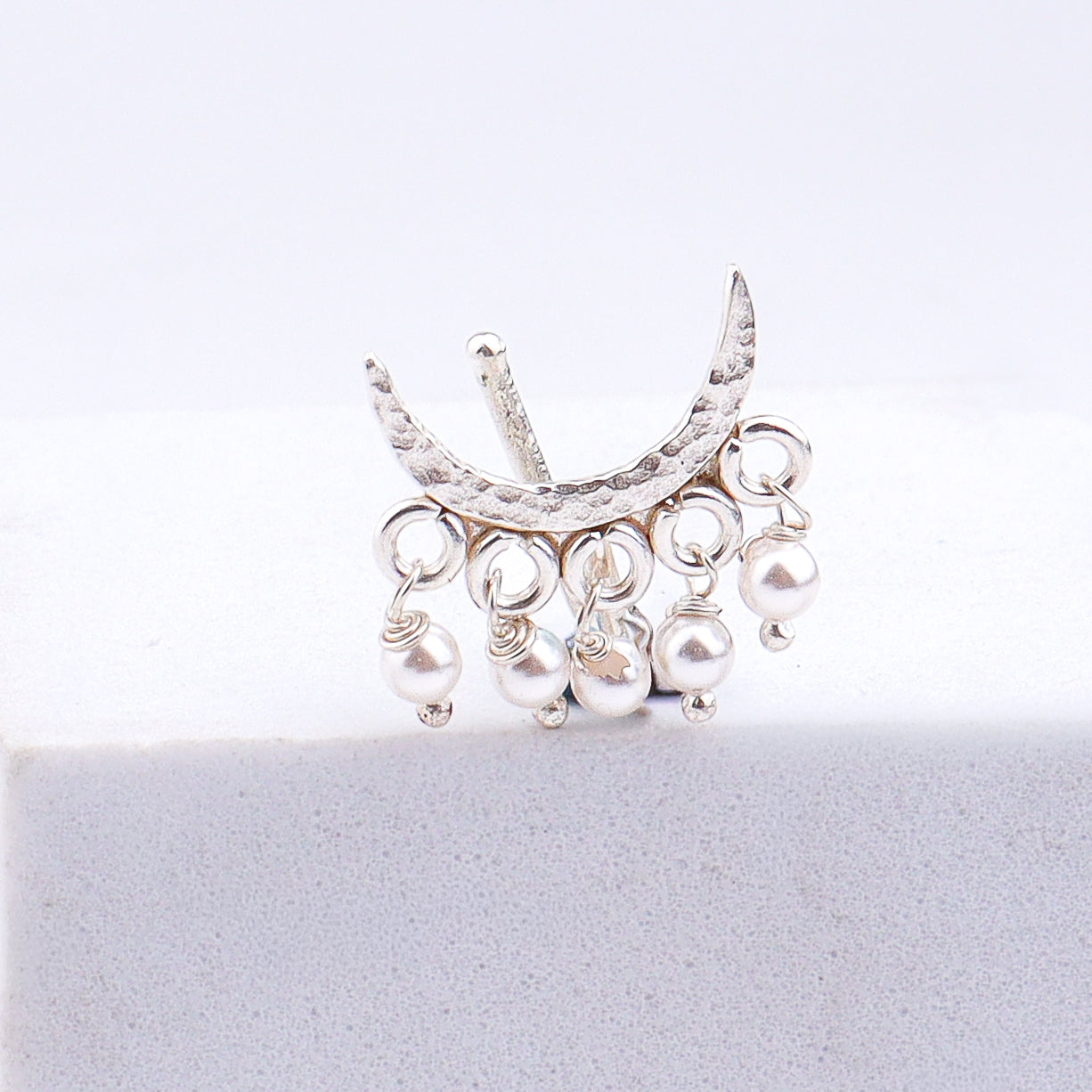 Silver Hammered Chandrakor Clip-On Nose Pin (Large)