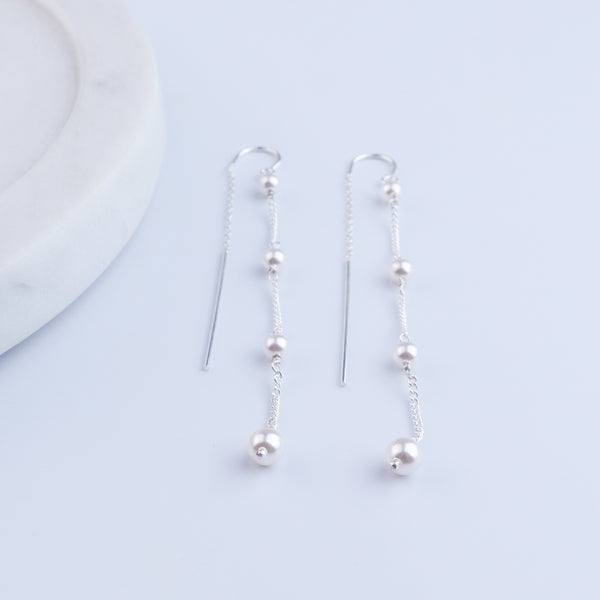 Silver Sui Dhaaga Earring