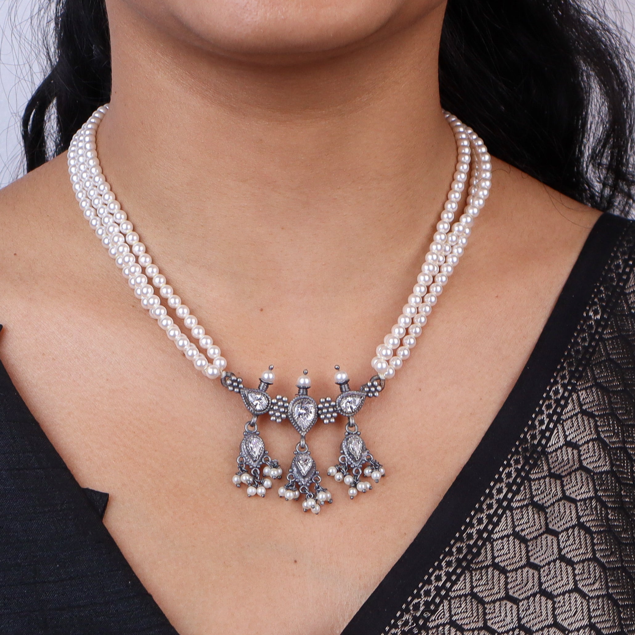 Silver CZ Kudi Tanmani Set with Pearls (3 Leaf)