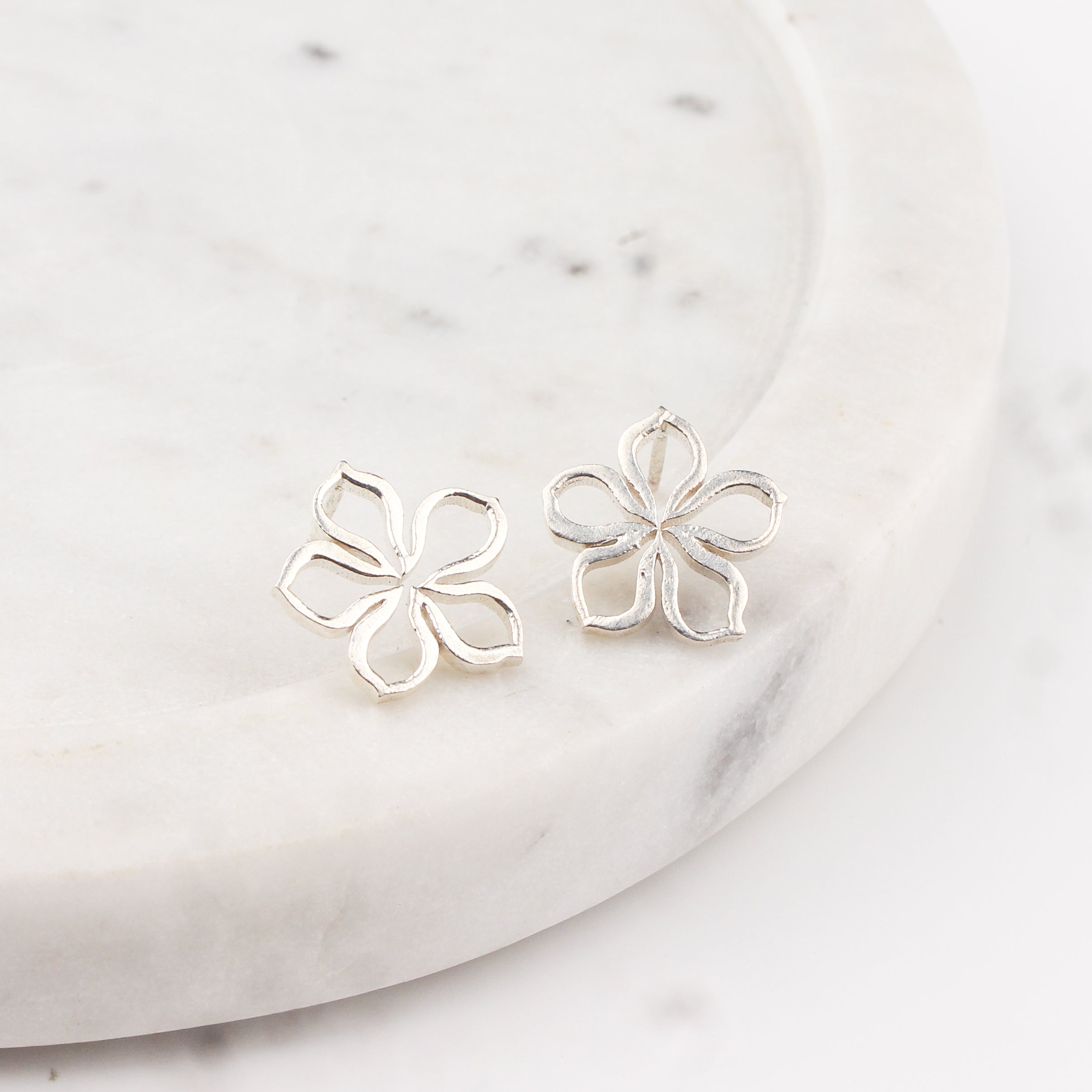 Sadafuli (Periwinkle) Earrings | 92.5 Sterling Silver