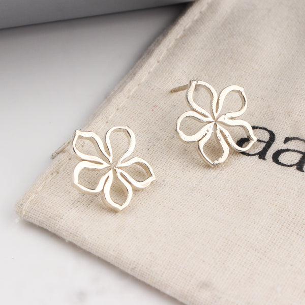 Sadafuli (Periwinkle) Earrings | 92.5 Sterling Silver