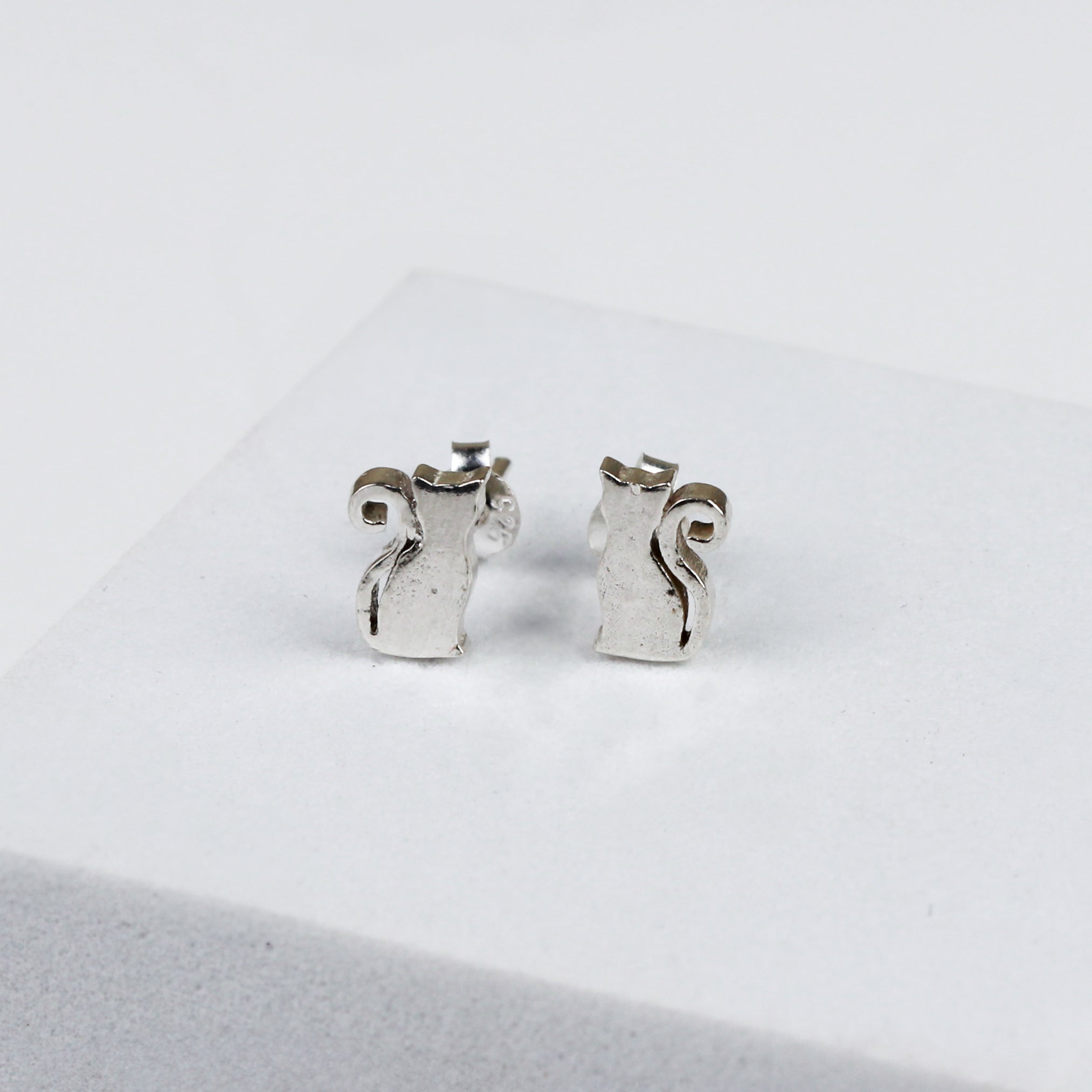 Silver Cat Stud