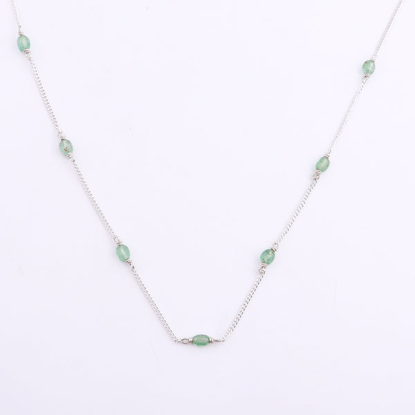 Silver necklace with green quartz beads