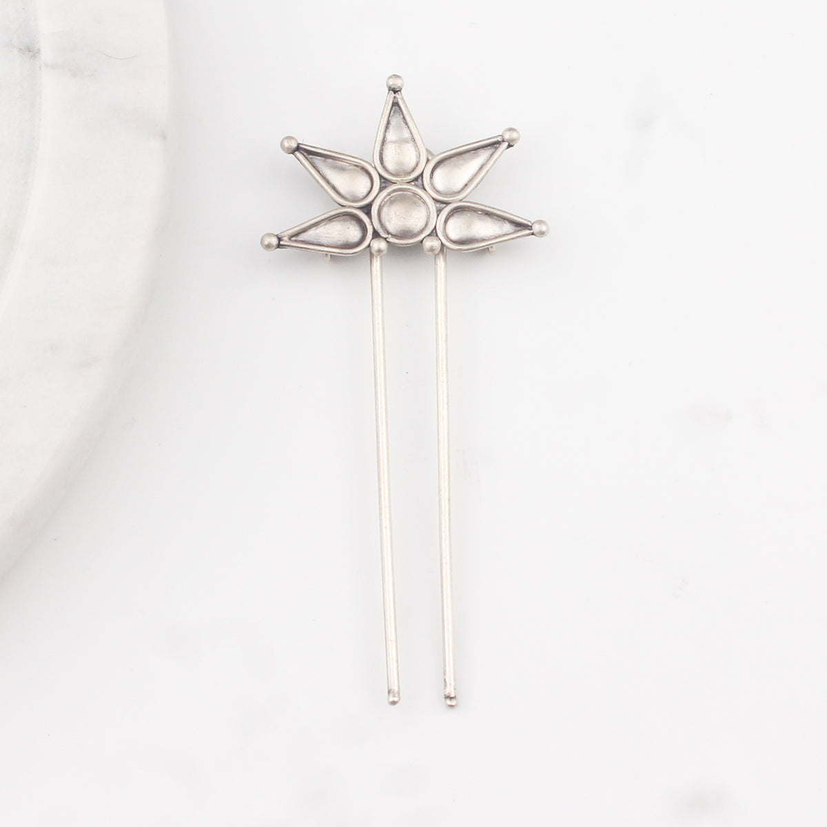 Itihaas Petal Hair Accessory – Small (Plus Pendant)