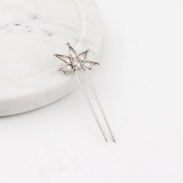 Itihaas Petal Hair Accessory – Small (Plus Pendant)