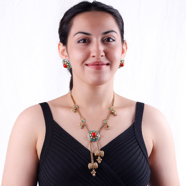 Model wearing 22K gold-plated fashion Set for a sophisticated and elegant jewelry look