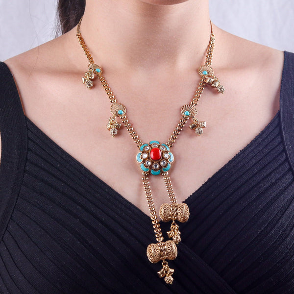 Model wearing 22K gold-plated fashion Set for a sophisticated and elegant jewelry look