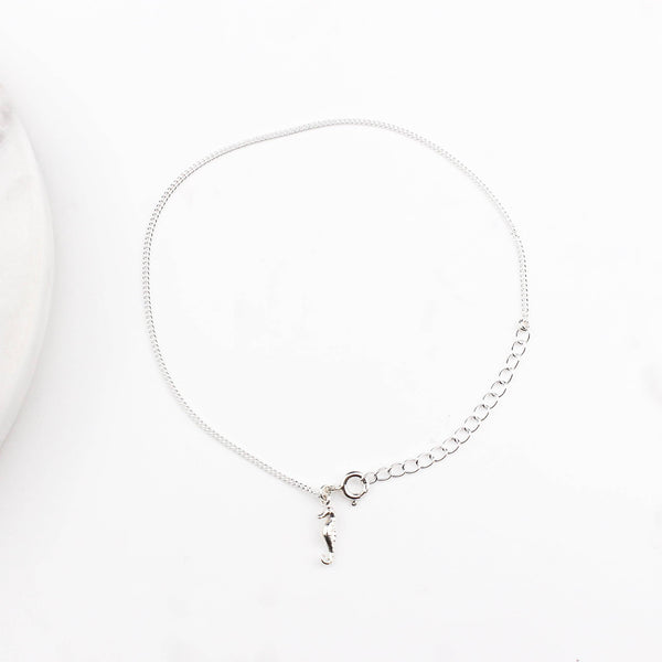 Ocean-inspired seahorse charm silver anklet
