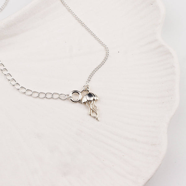 Silver Chain & Jellyfish Charm Anklet by House of Aadyaa