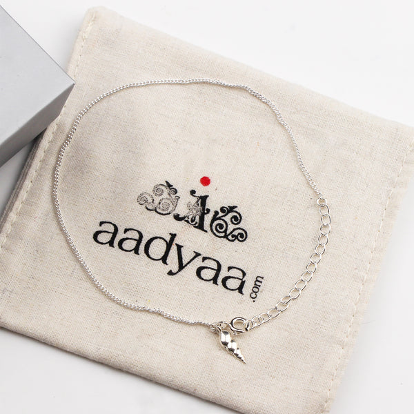 92.5 sterling silver chain anklet with auger shell charm