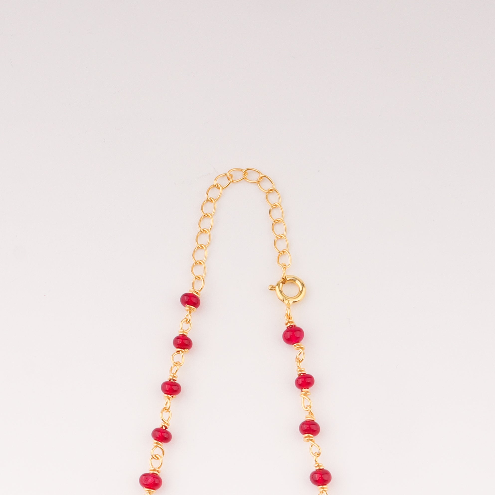 Taveej pendant necklace with ruby gold plated