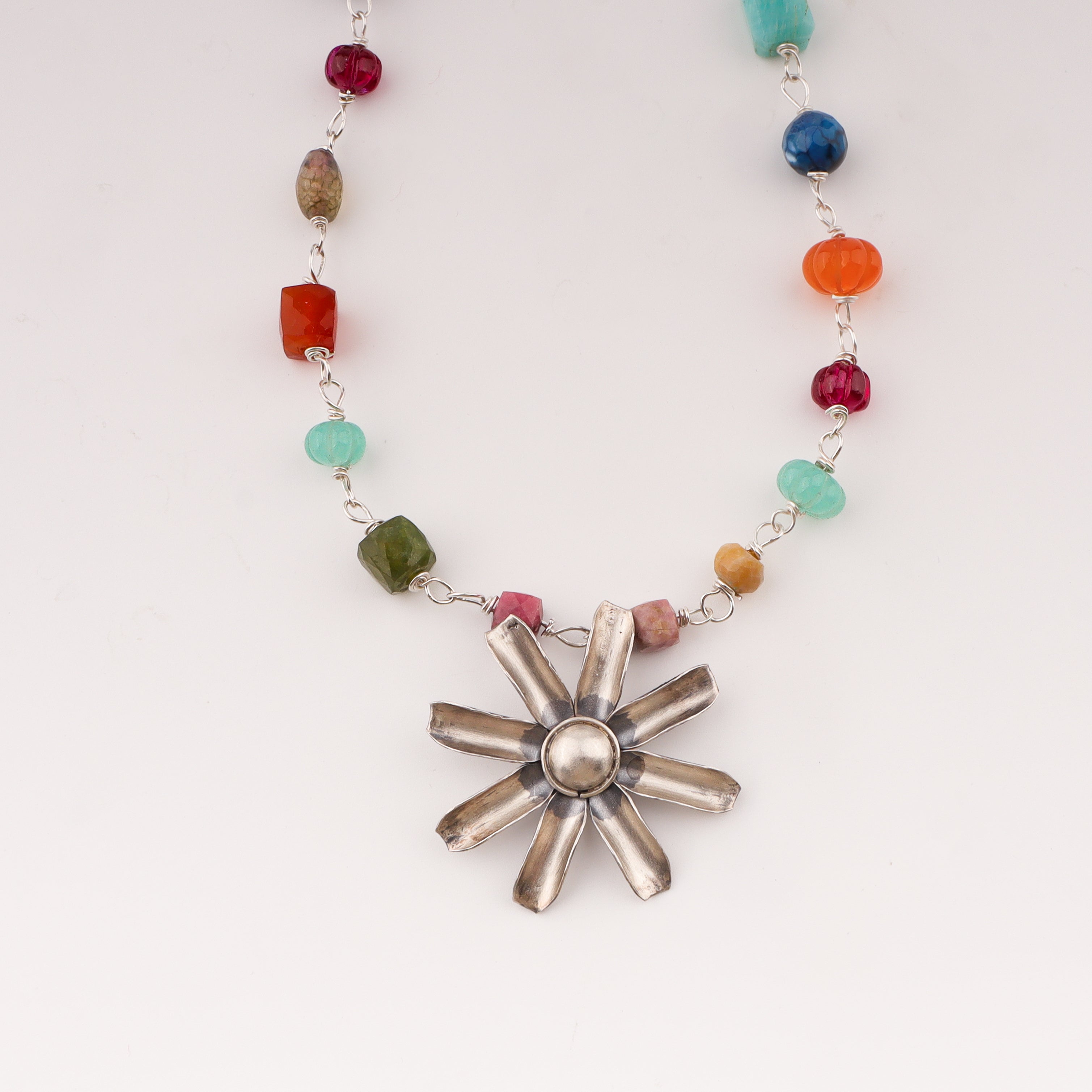 Multicolour ganthan necklace with flower pendant