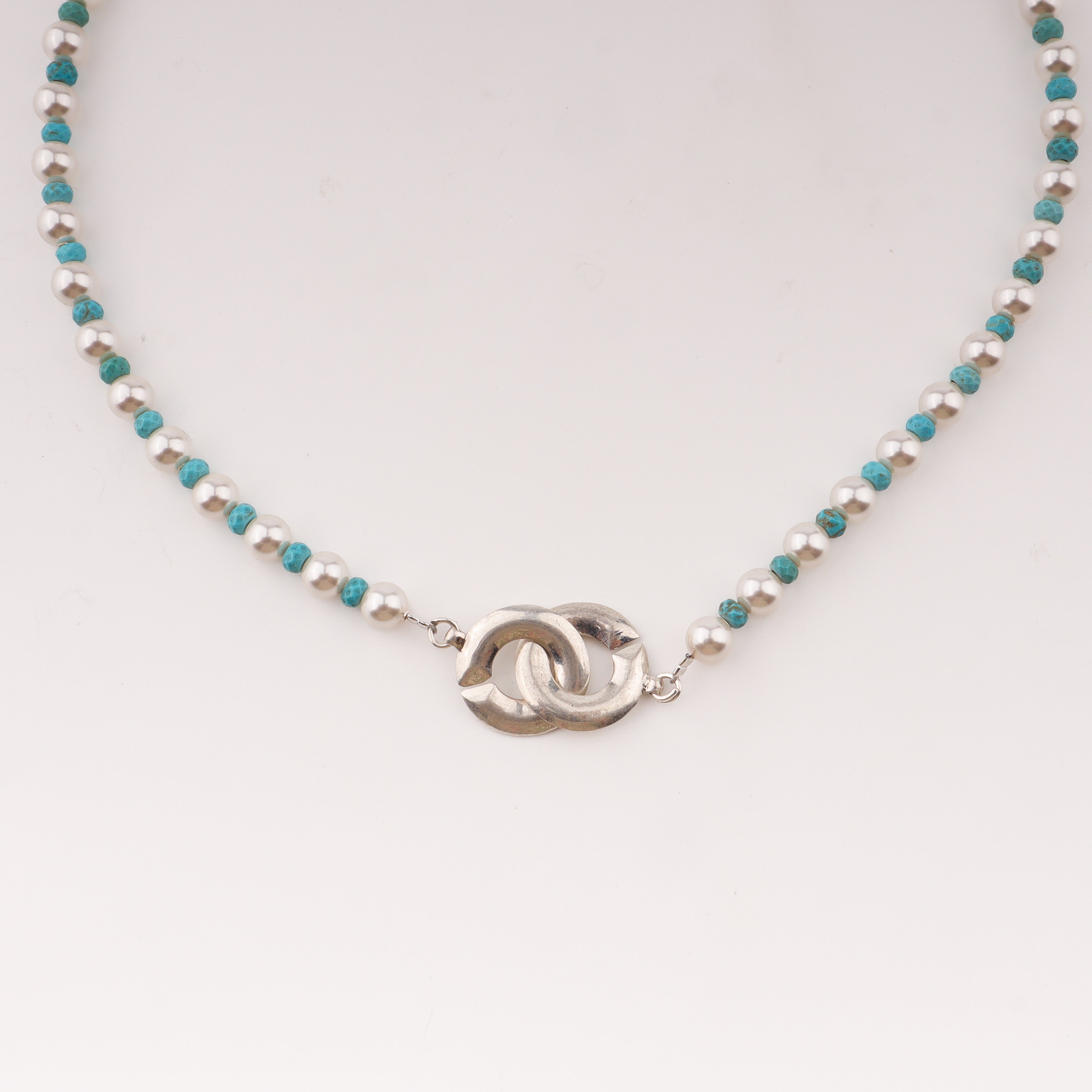 Infinity lock necklace with pearls and terquoise