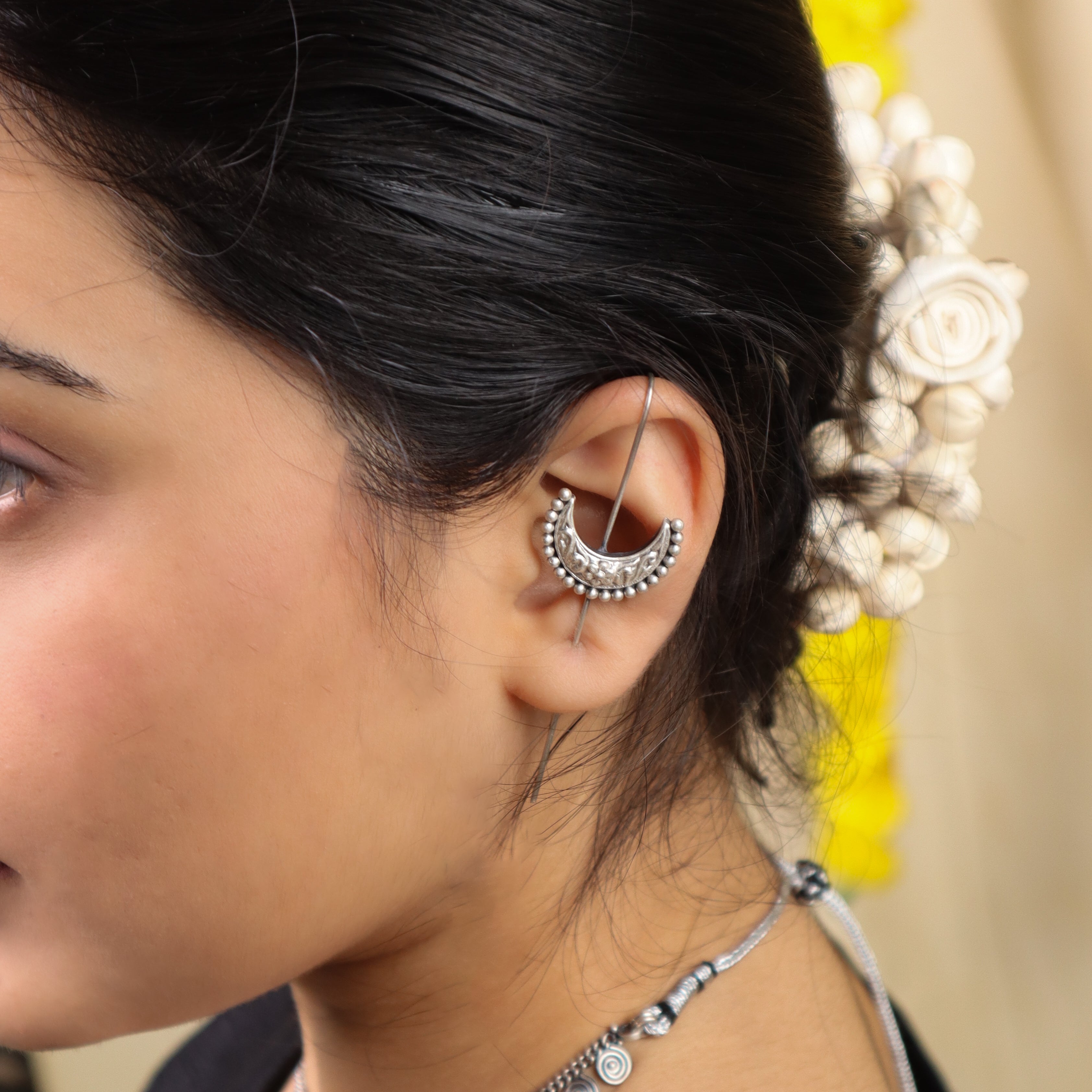 Silver Chandrakor Single Earcuff