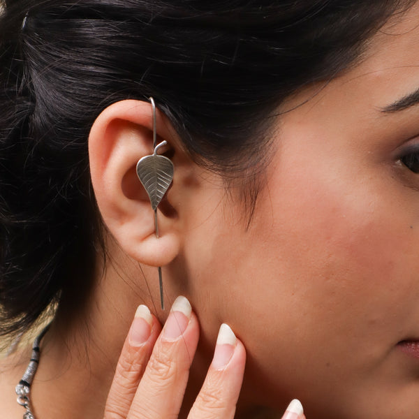 Silver Peepal Motif Single Earcuff