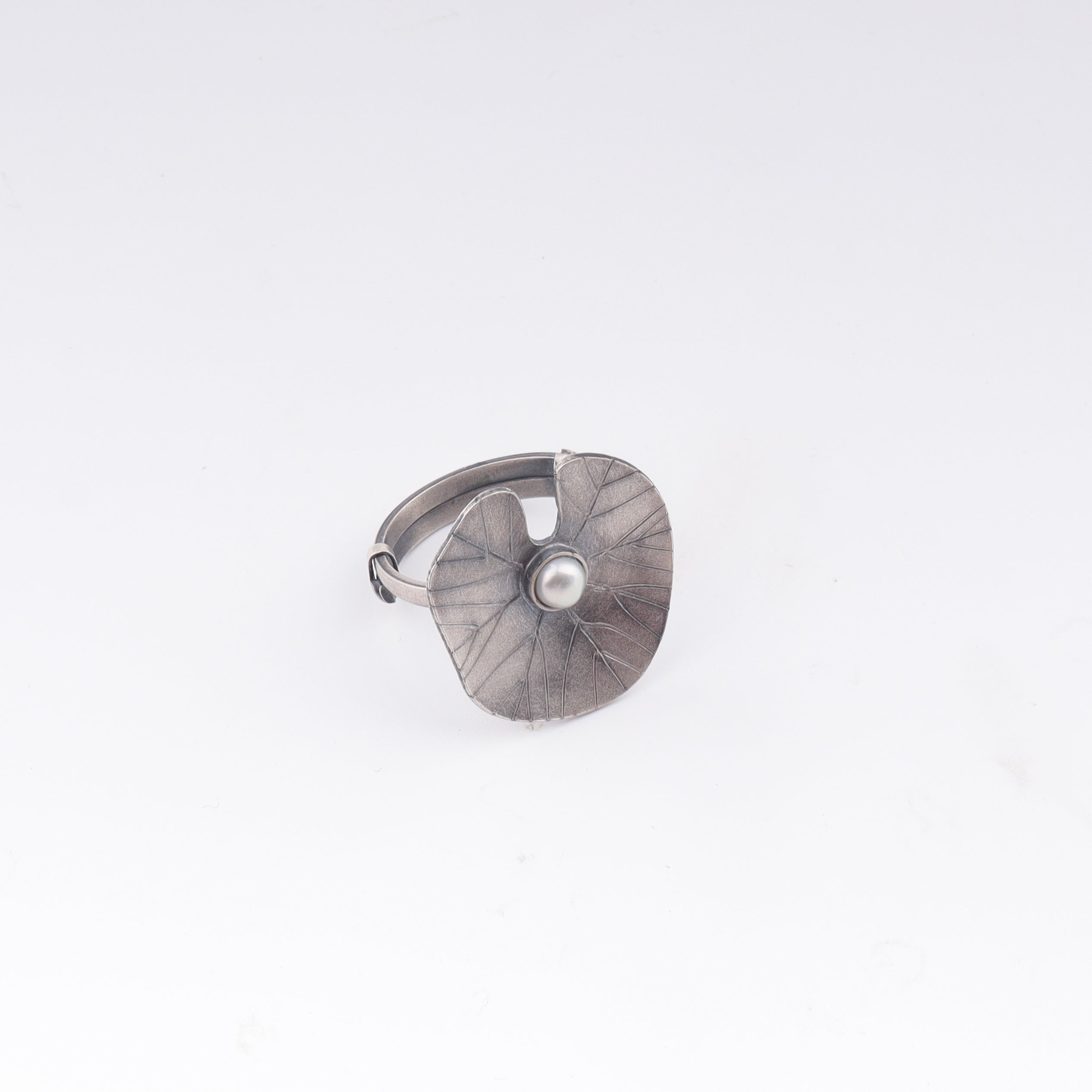 Mini Saroj-Parna Ring (Adjustable)