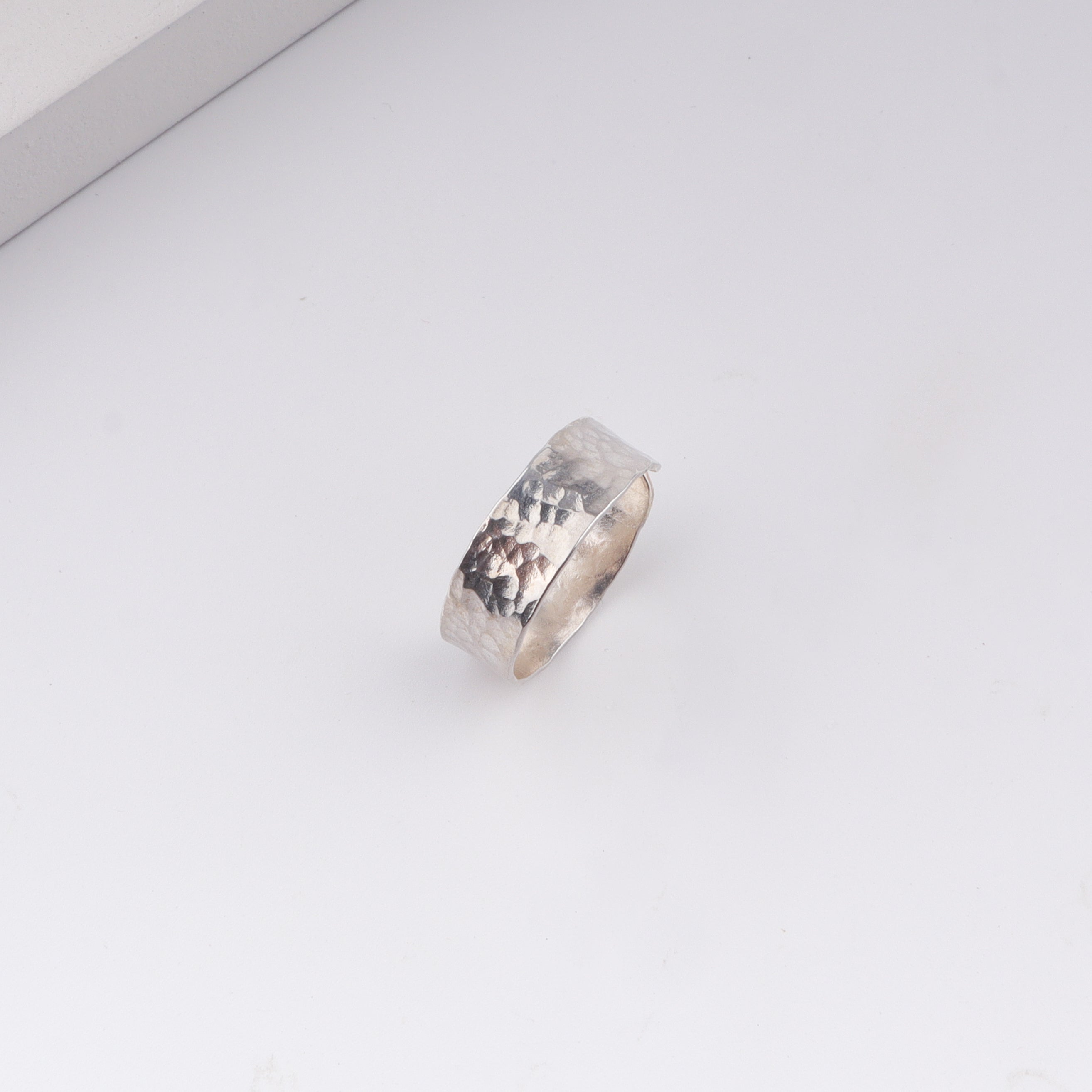 Unisex Hammered Ring in Silver (adjustable)