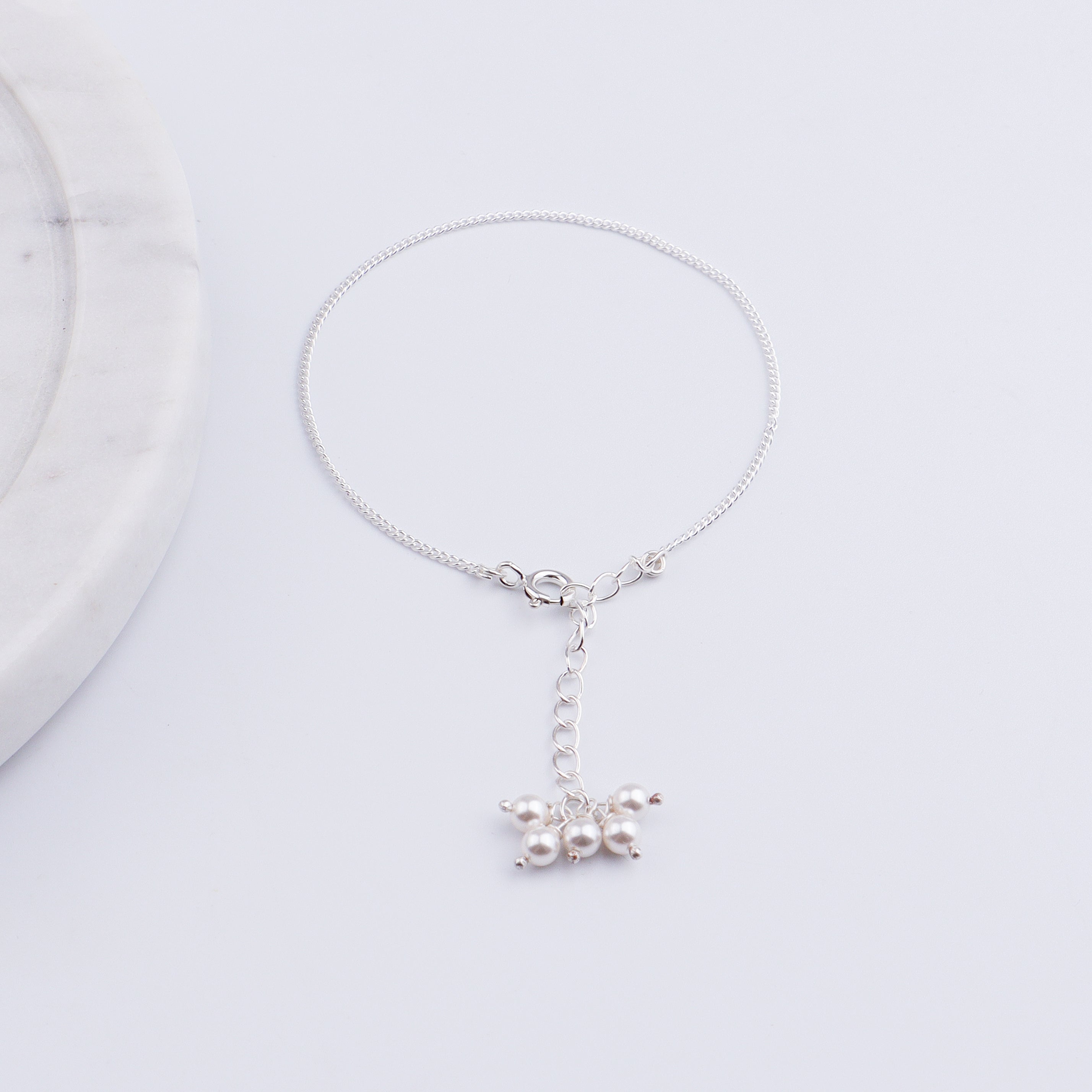 Pearl Chain Bracelet with Pearl Bunch