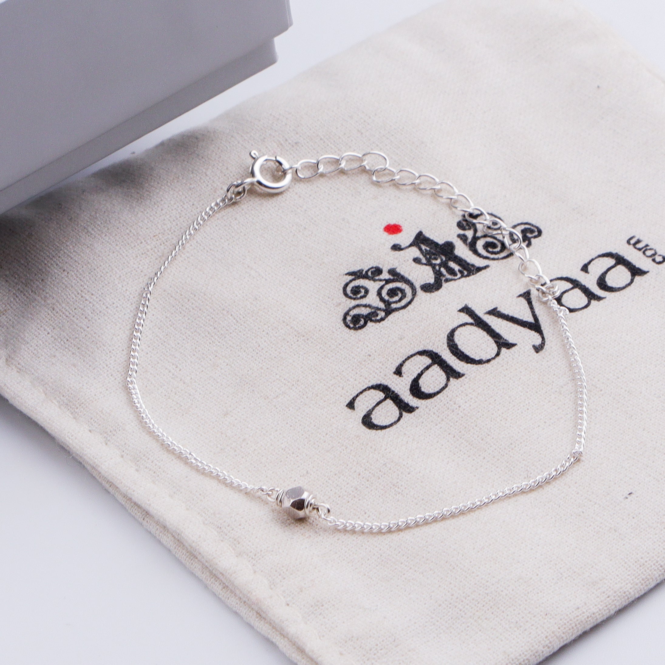 Silver Chain Single Bead Bracelet