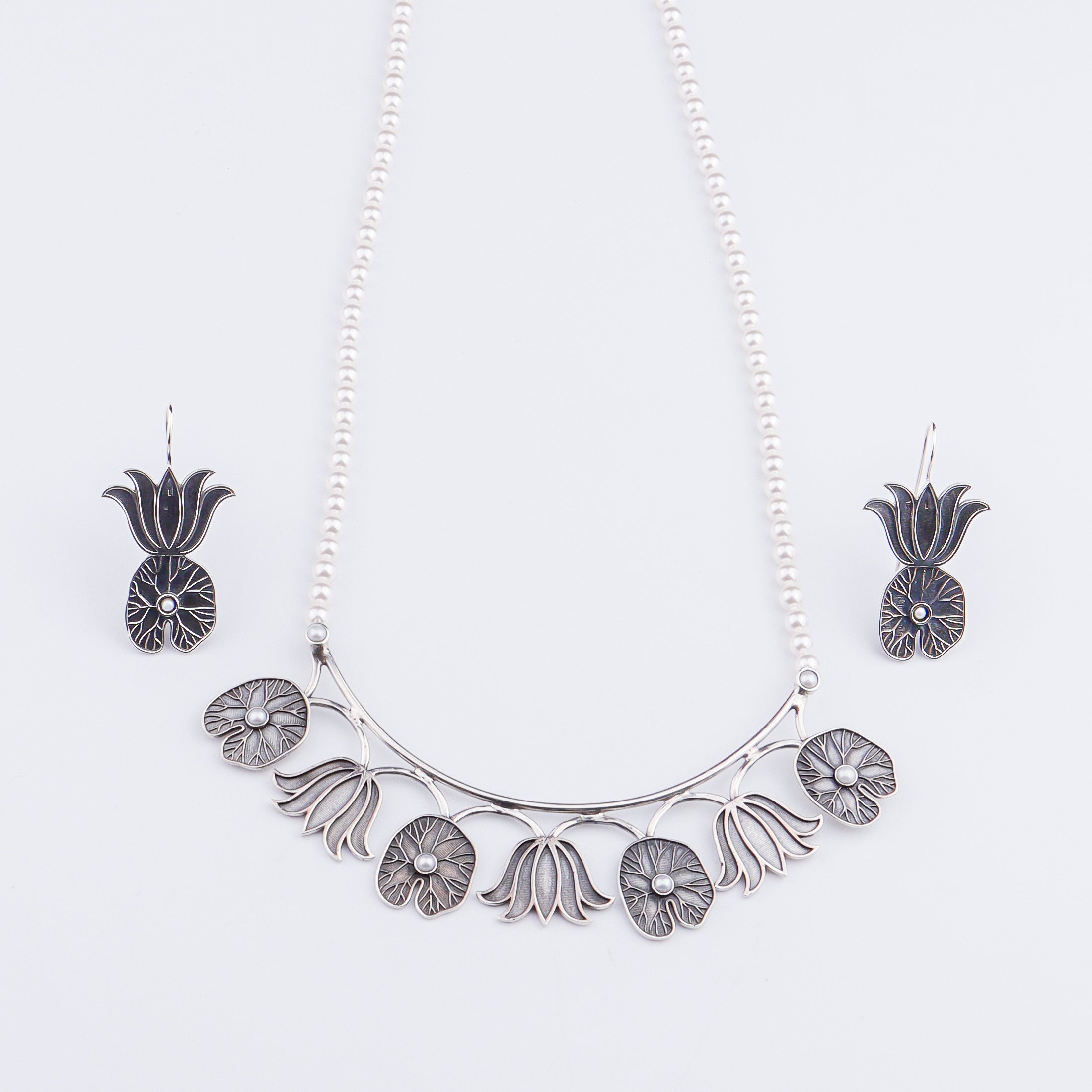 Abstract Silver Pearl Set