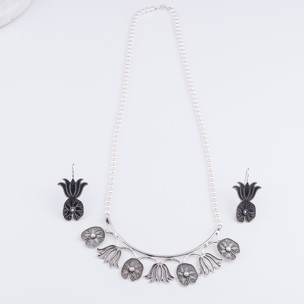 Abstract Silver Pearl Set