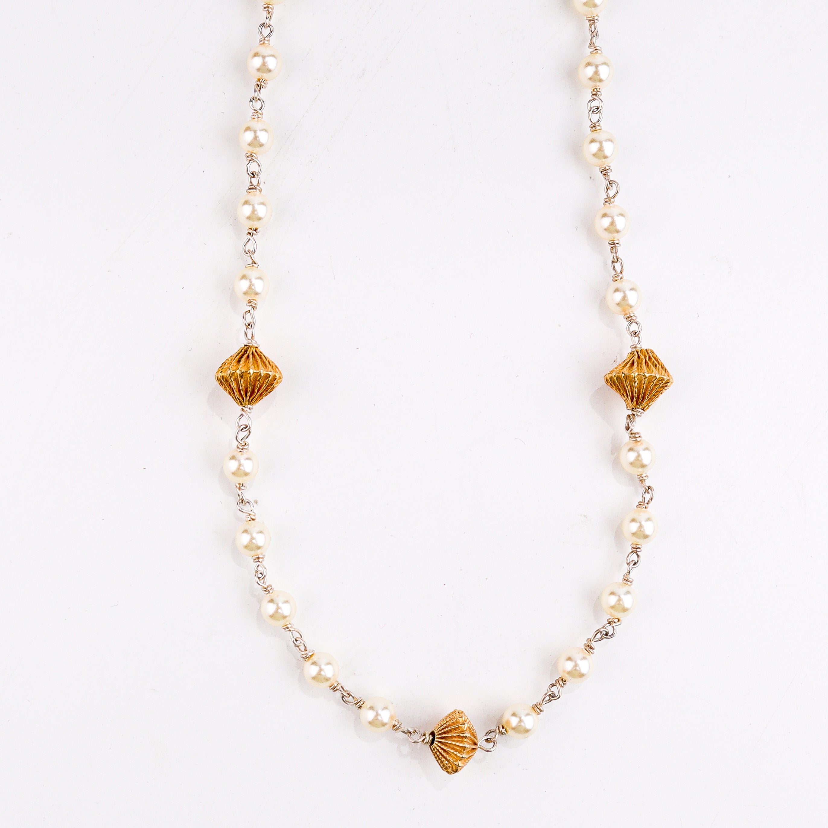 pearl lustre and handcrafted silver finish