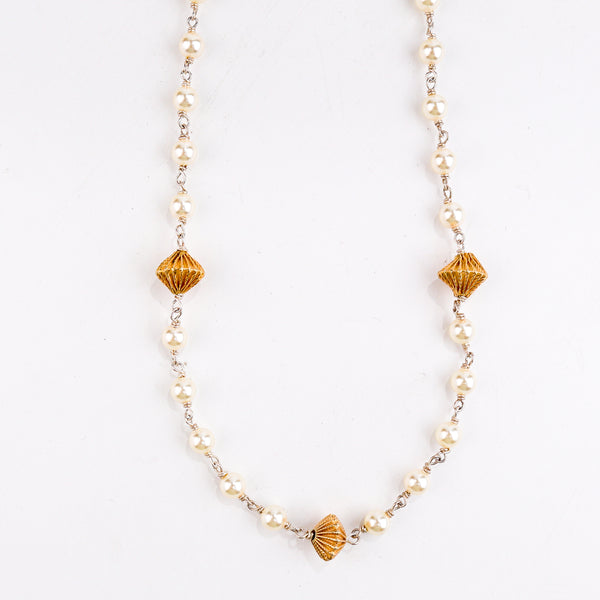pearl lustre and handcrafted silver finish