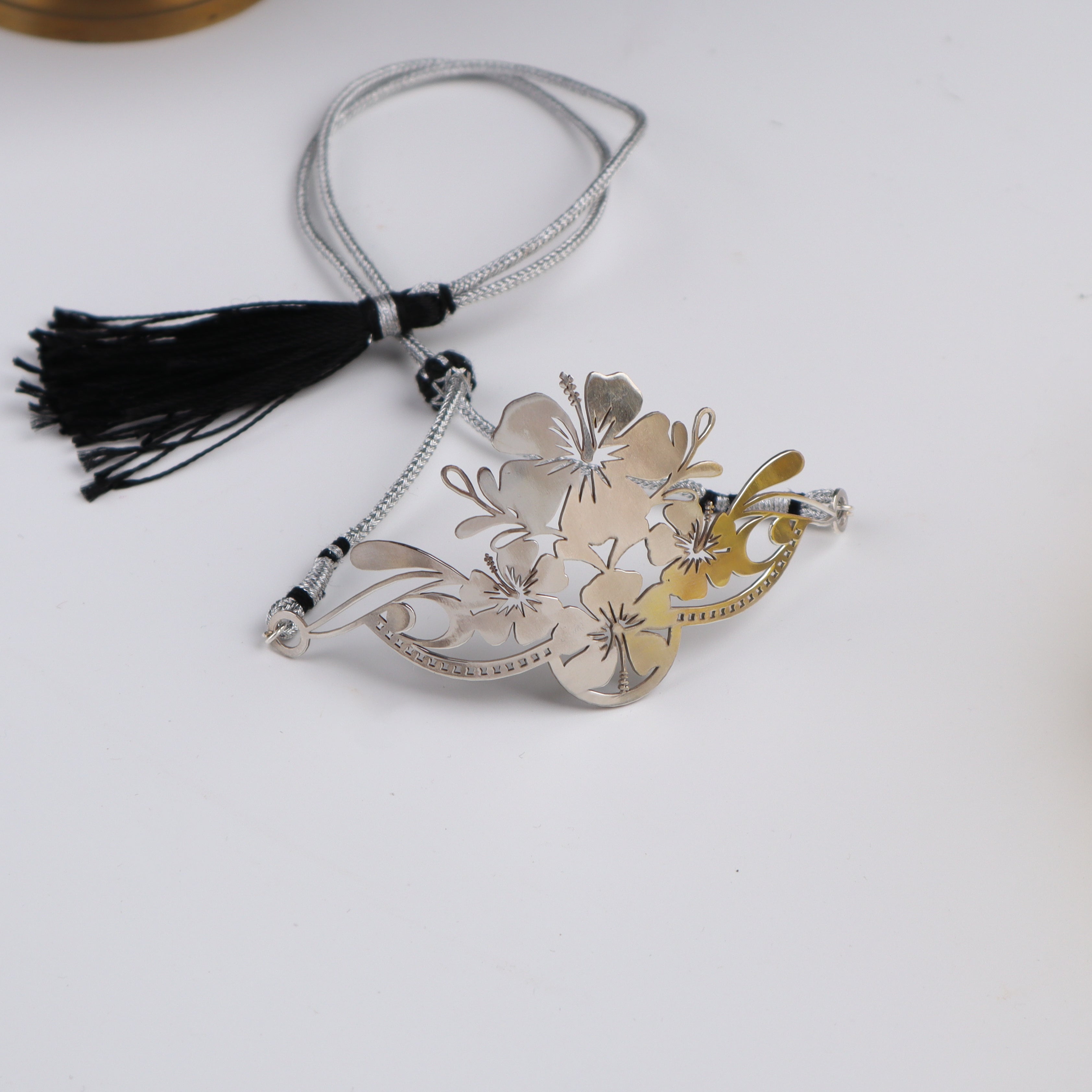 Silver Jaswandi Filigree Mukut