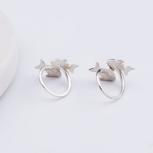 Silver Motif Fish Toering