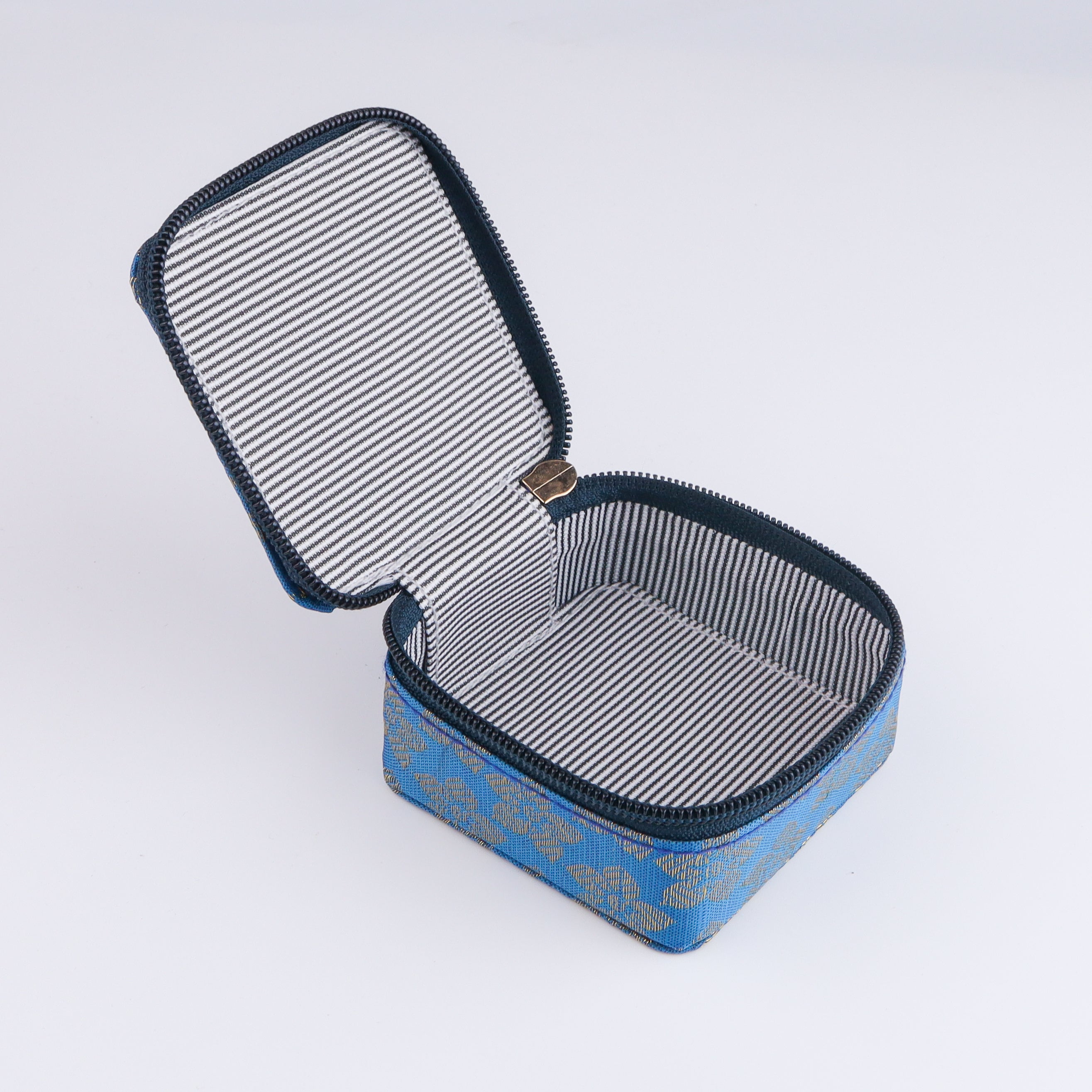 Premium Fabric Jewellery Pouch (Travelling)