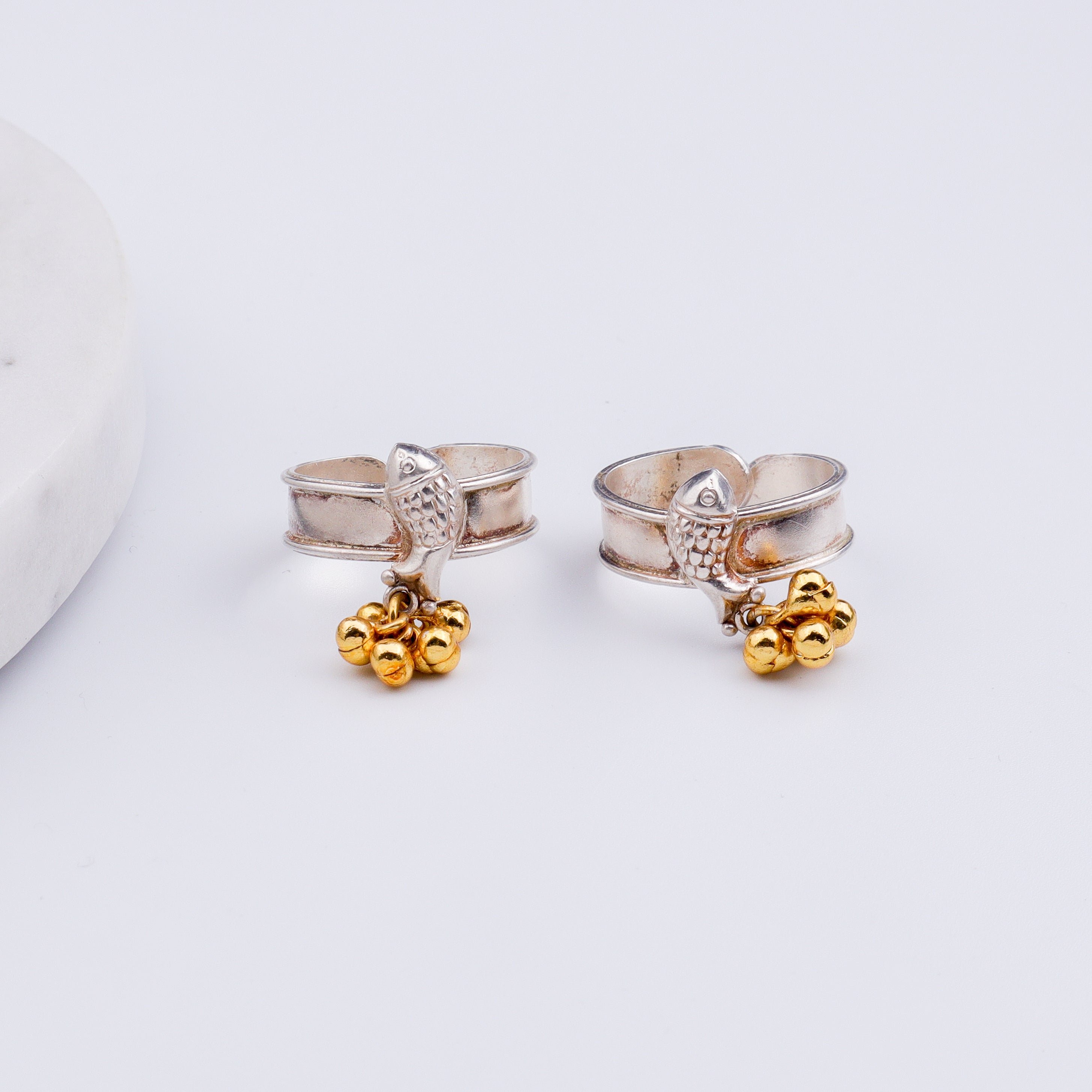 Swarna Rajat | Masoli (Fish) Toe Ring | 92.5 Silver (Made to Order)