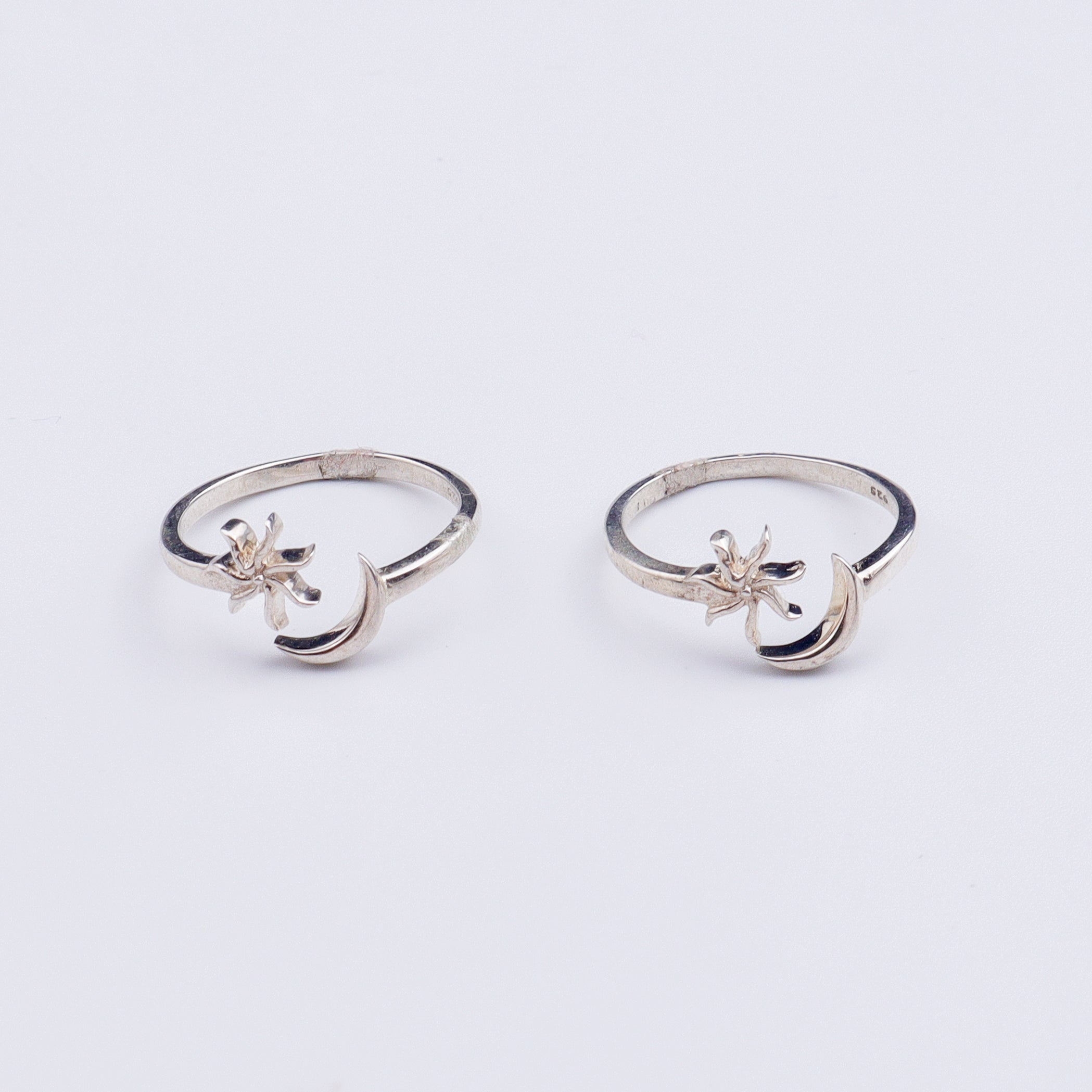 Silver Sun & Moon Motif Toe Ring