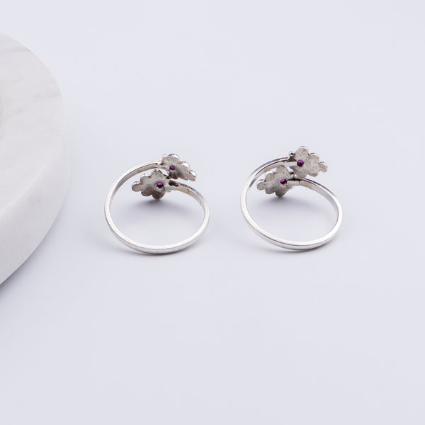 Silver Shiny Kempu Stone Toe Ring