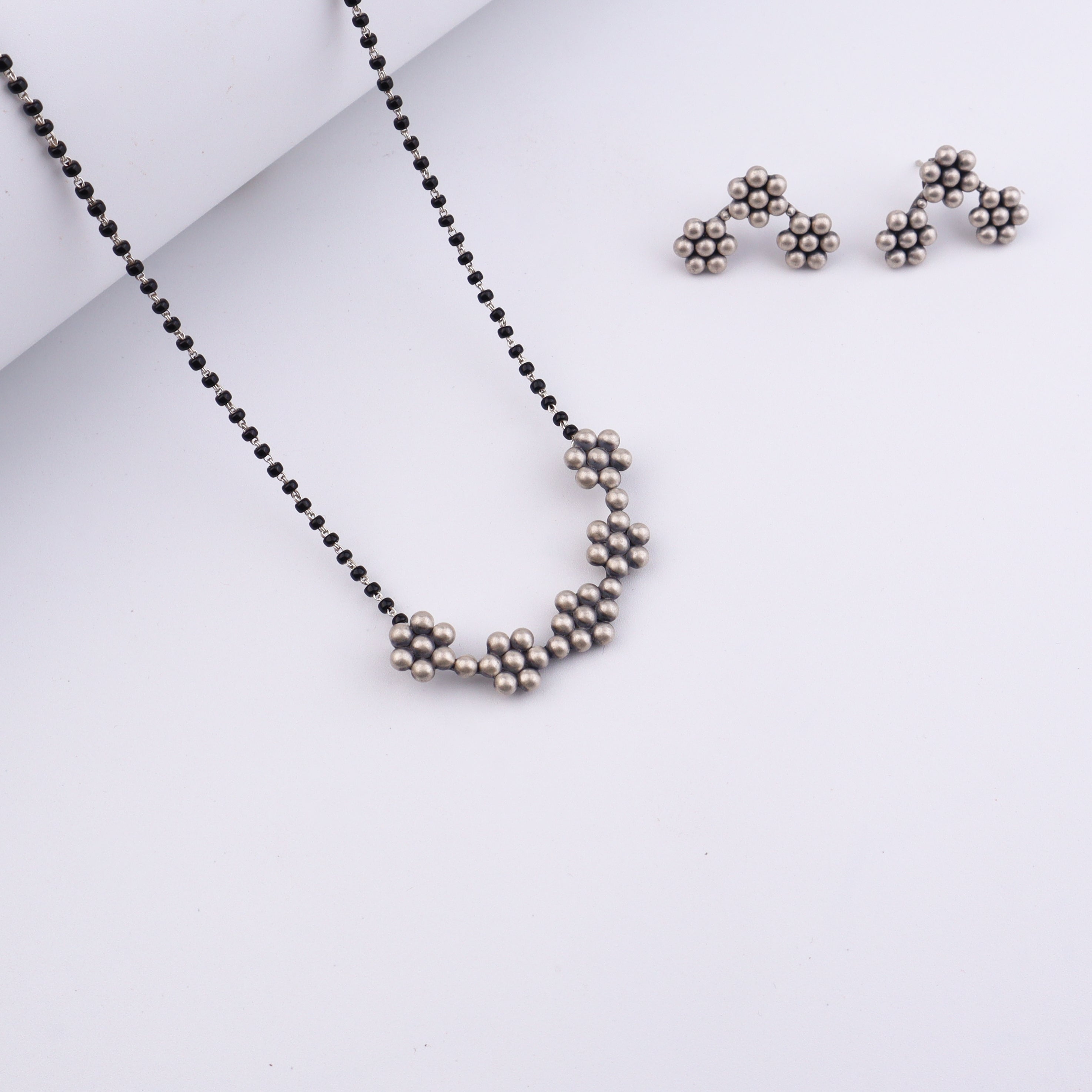 Silver 5 Kudi Mangalsutra Set