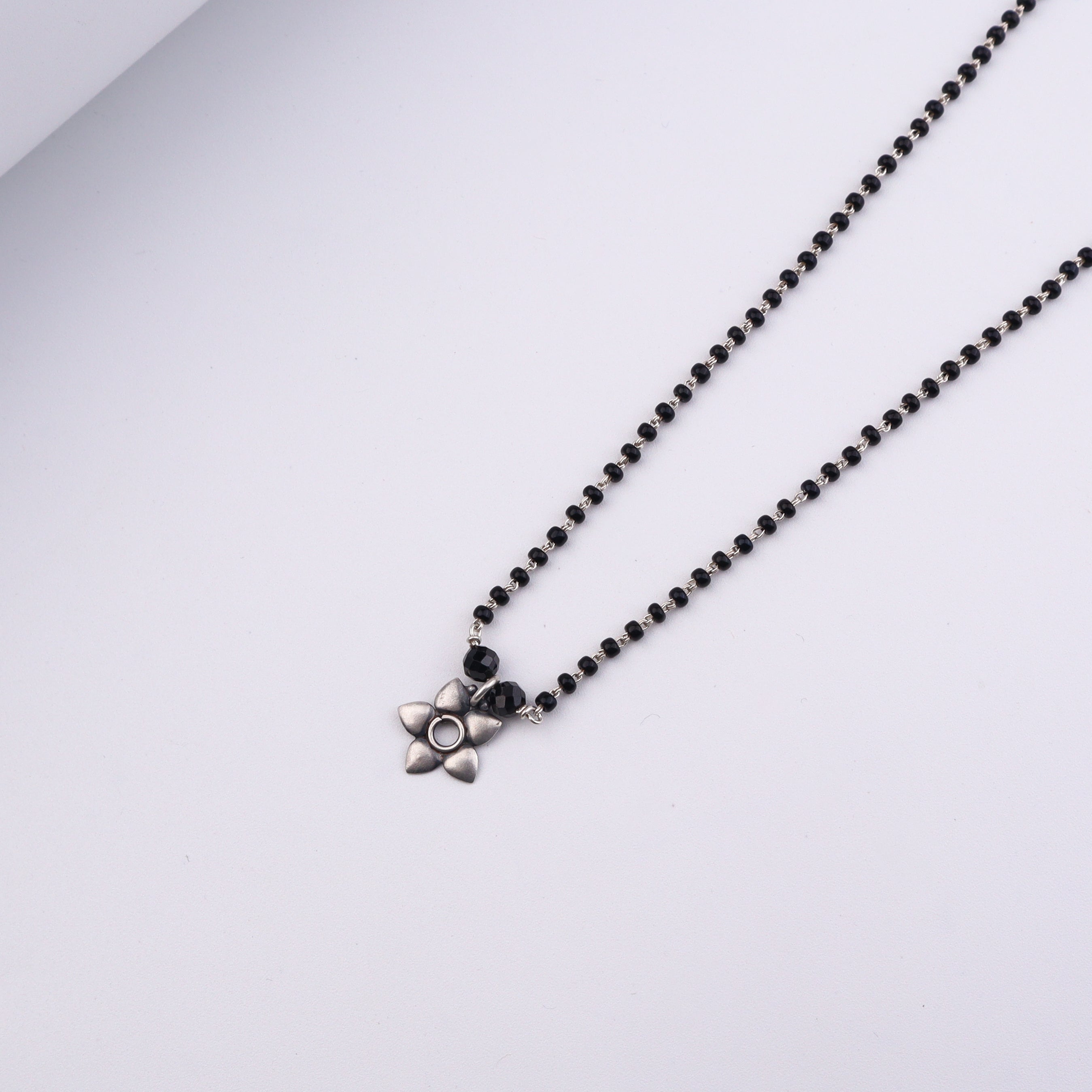 Silver Charm Mangalsutra : Flower