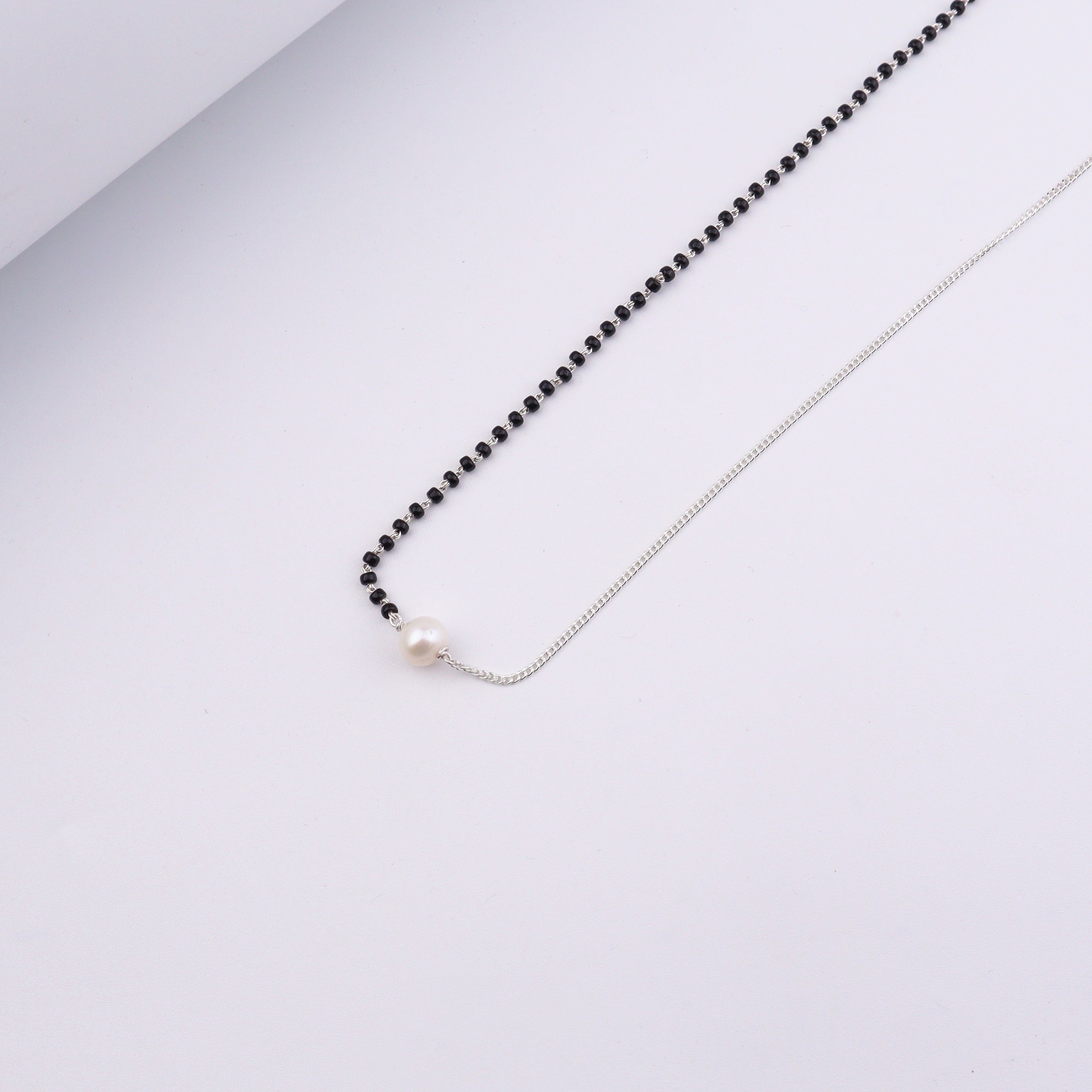 Half pearl half bead mangalsutra design