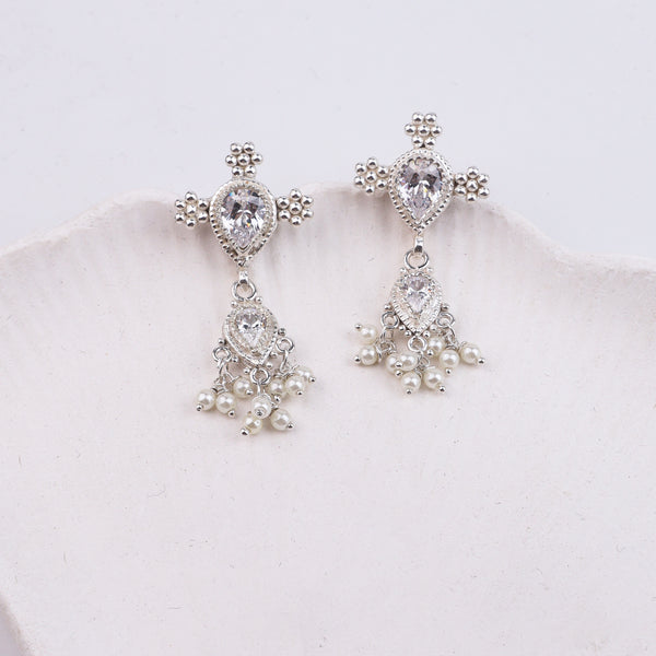 Kudi Tanmani Earrings