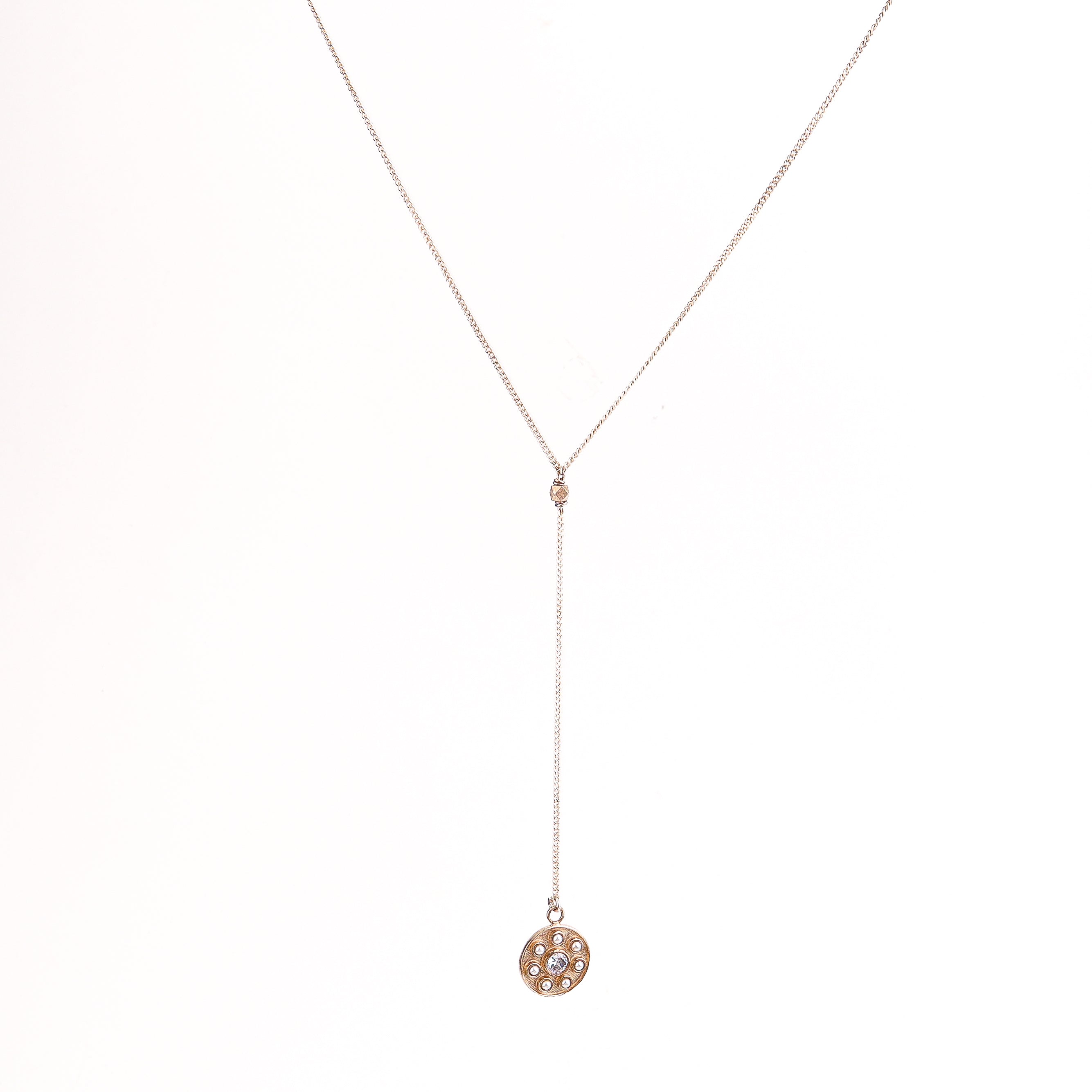 wear silver pendant Y necklace with modern outfit