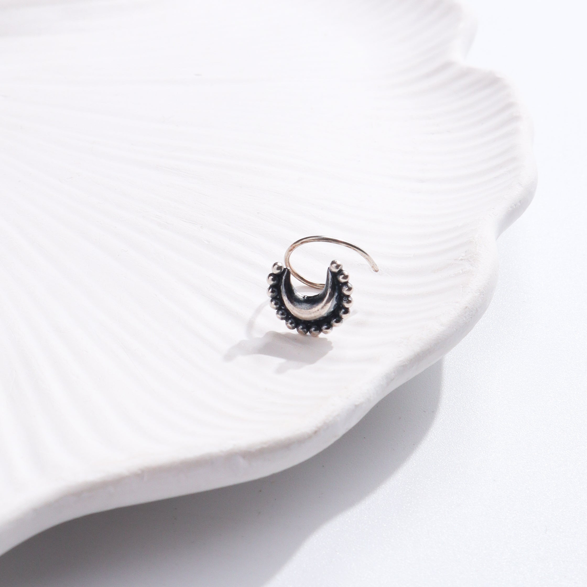 Chandrakor Nose pin : Big (Pierced)