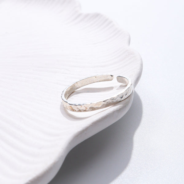 Unisex hammered silver ring