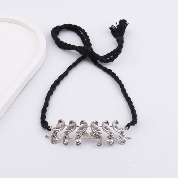 Parrot choker with pearls (Made to Order)